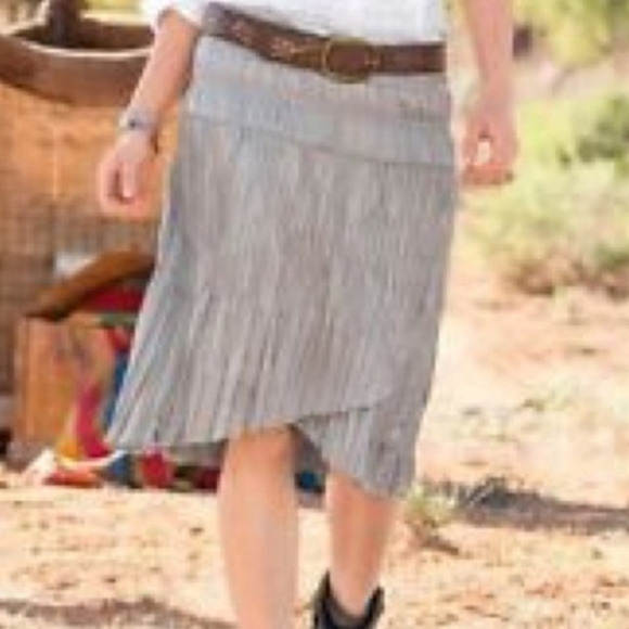 Sundance Dresses & Skirts - Sundance catalog pleated silver skirt